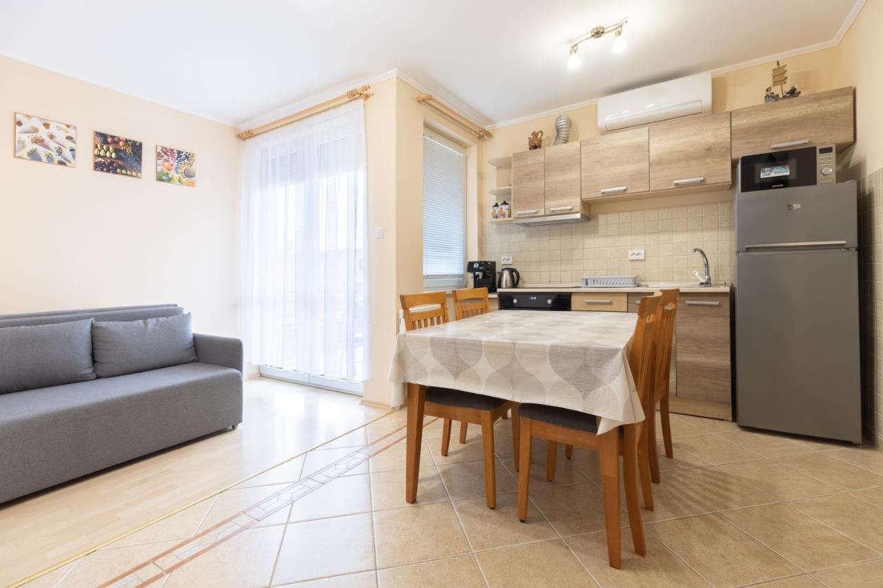 Marta Apartman Hajduszoboszlo Ngoại thất bức ảnh