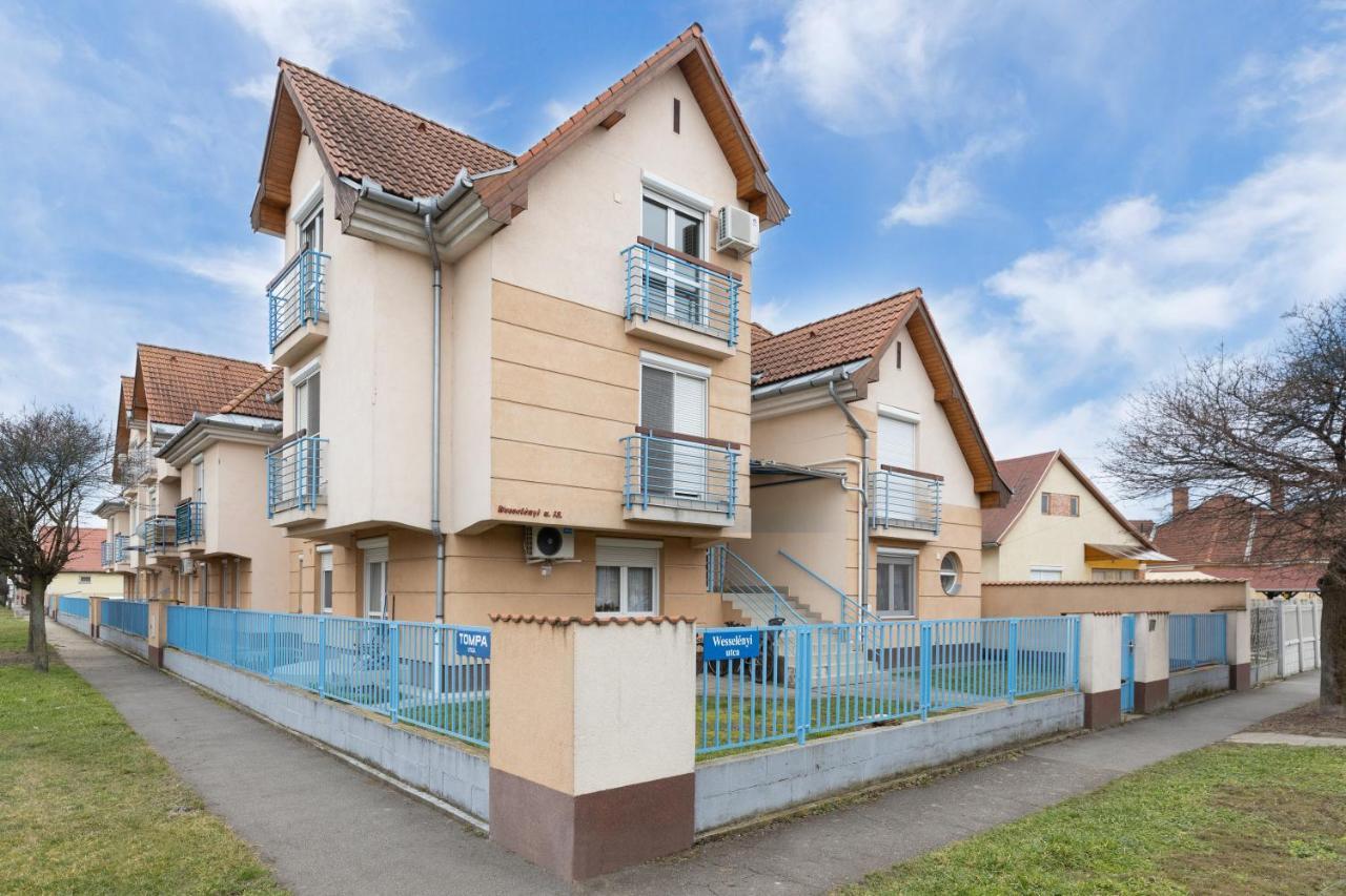 Marta Apartman Hajduszoboszlo Ngoại thất bức ảnh